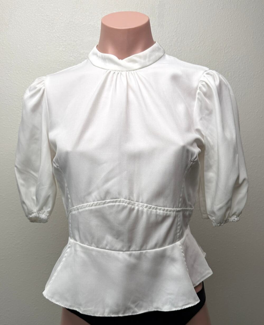 NWT HYFVE White 3/4 Puff Sleeve Peplum Top Womens M